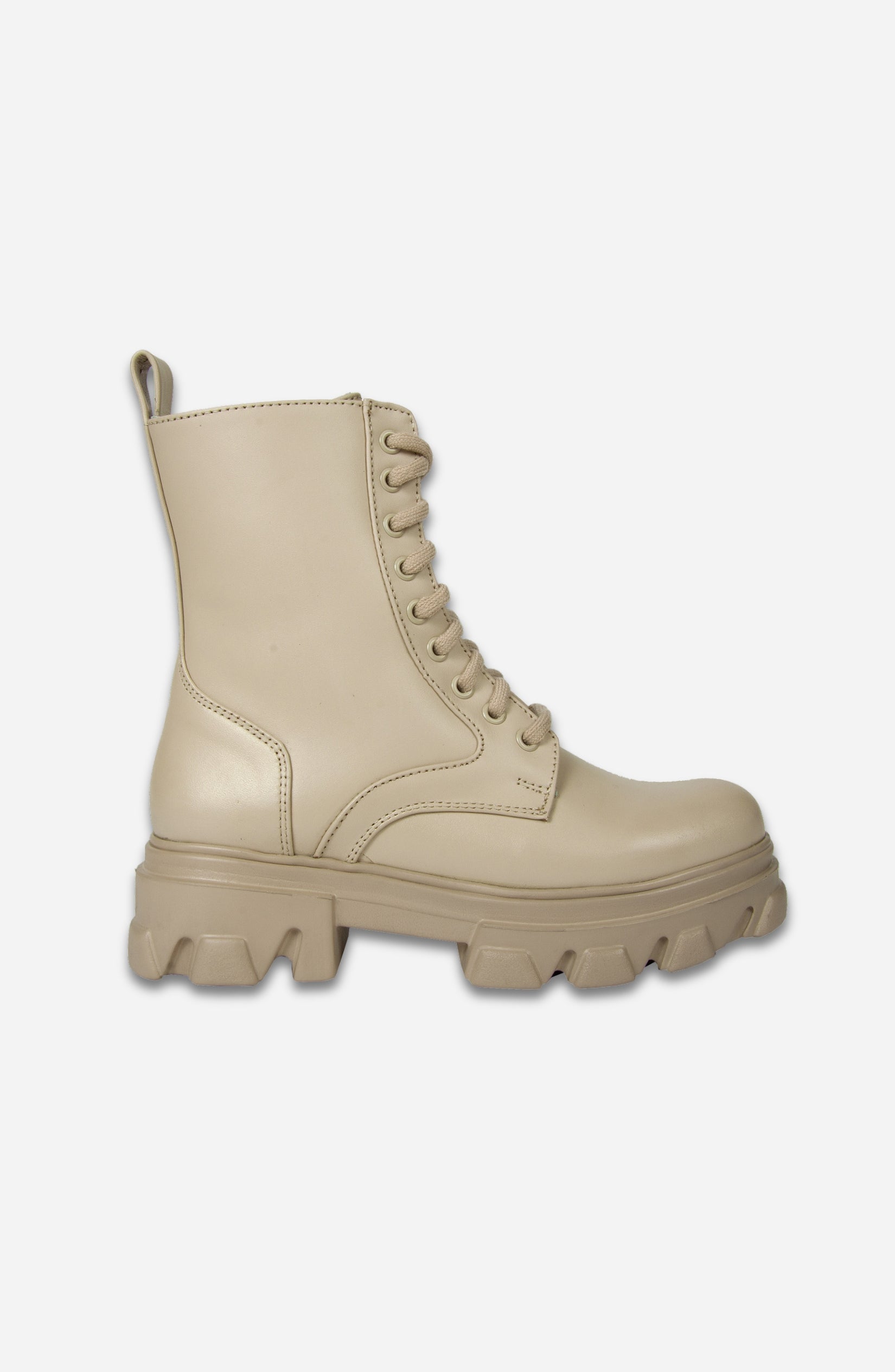 COMBAT BOOTS
