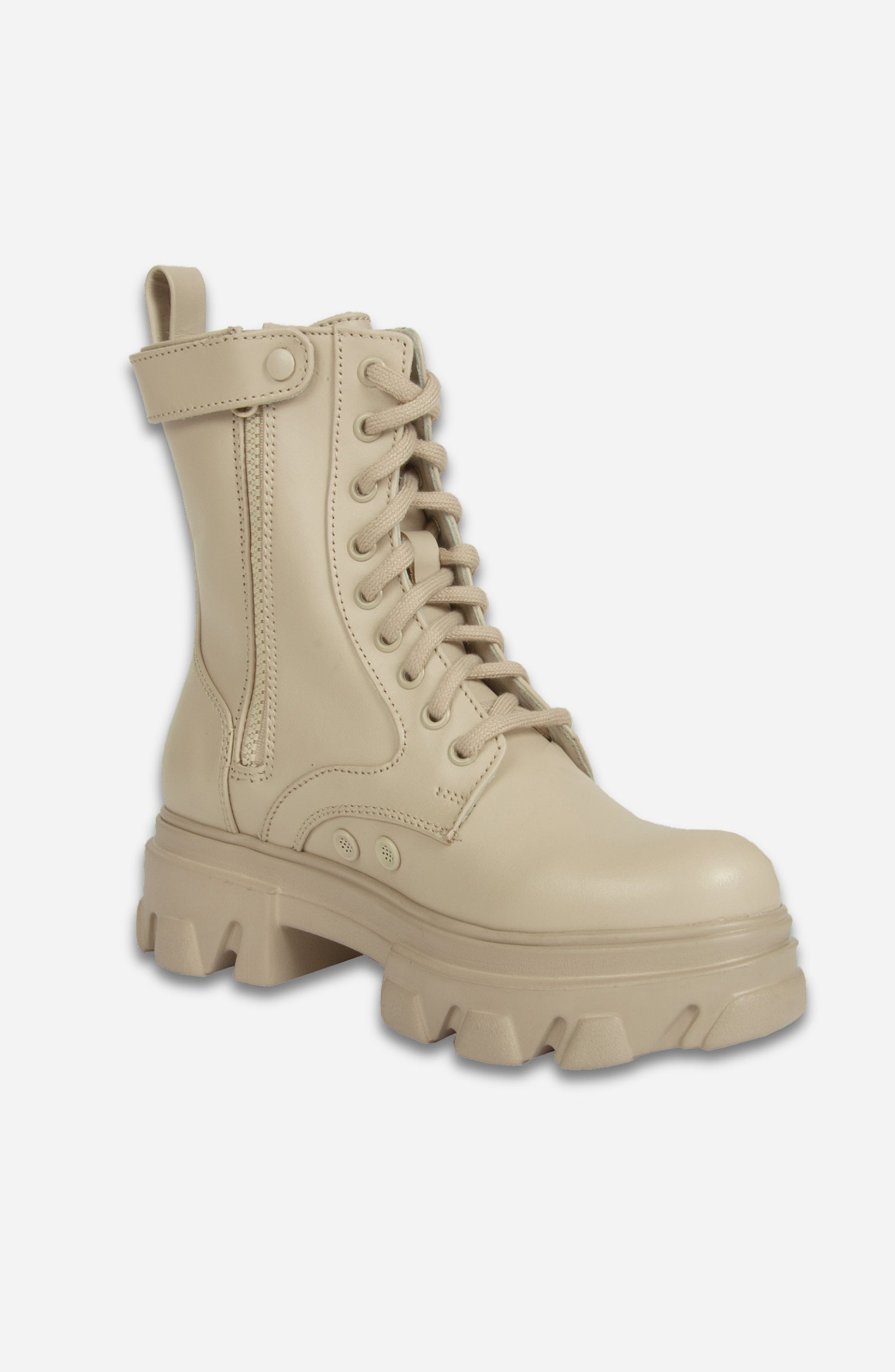 COMBAT BOOTS