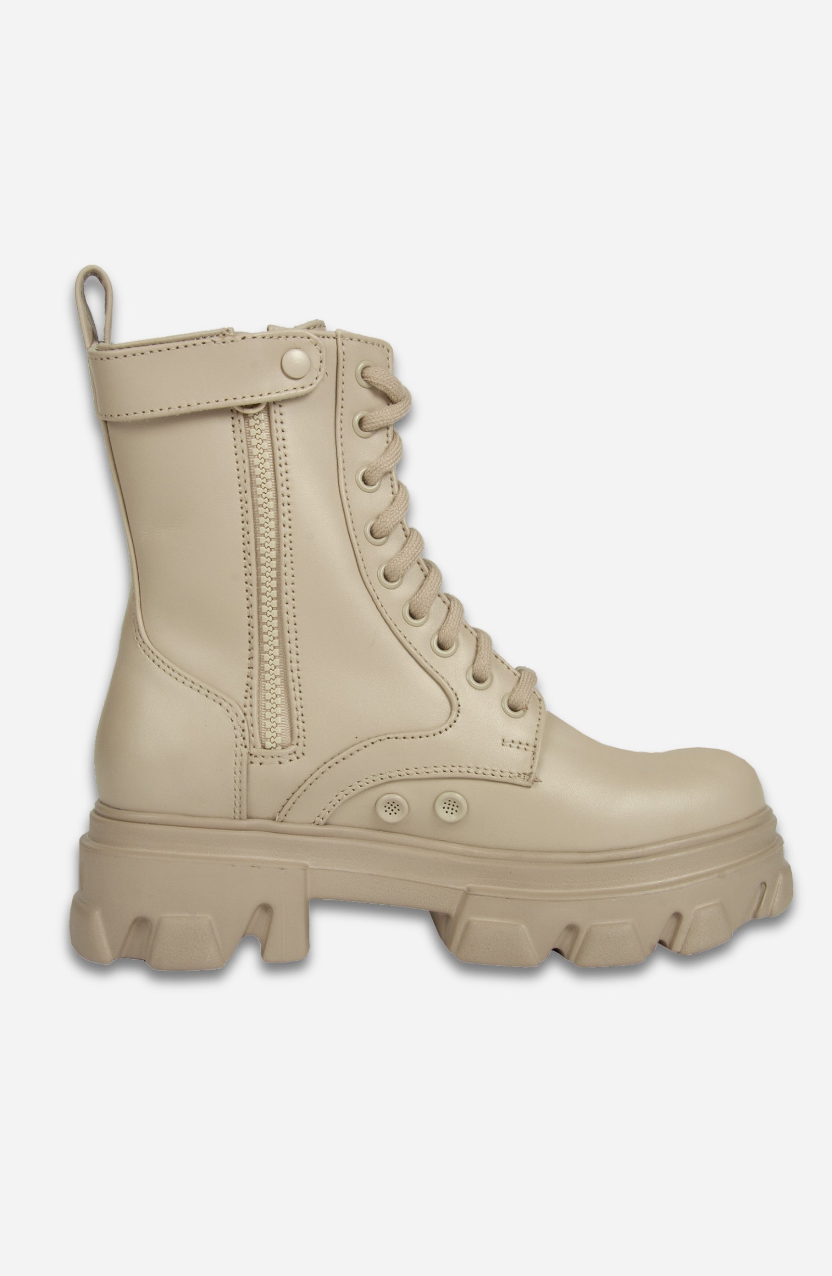COMBAT BOOTS